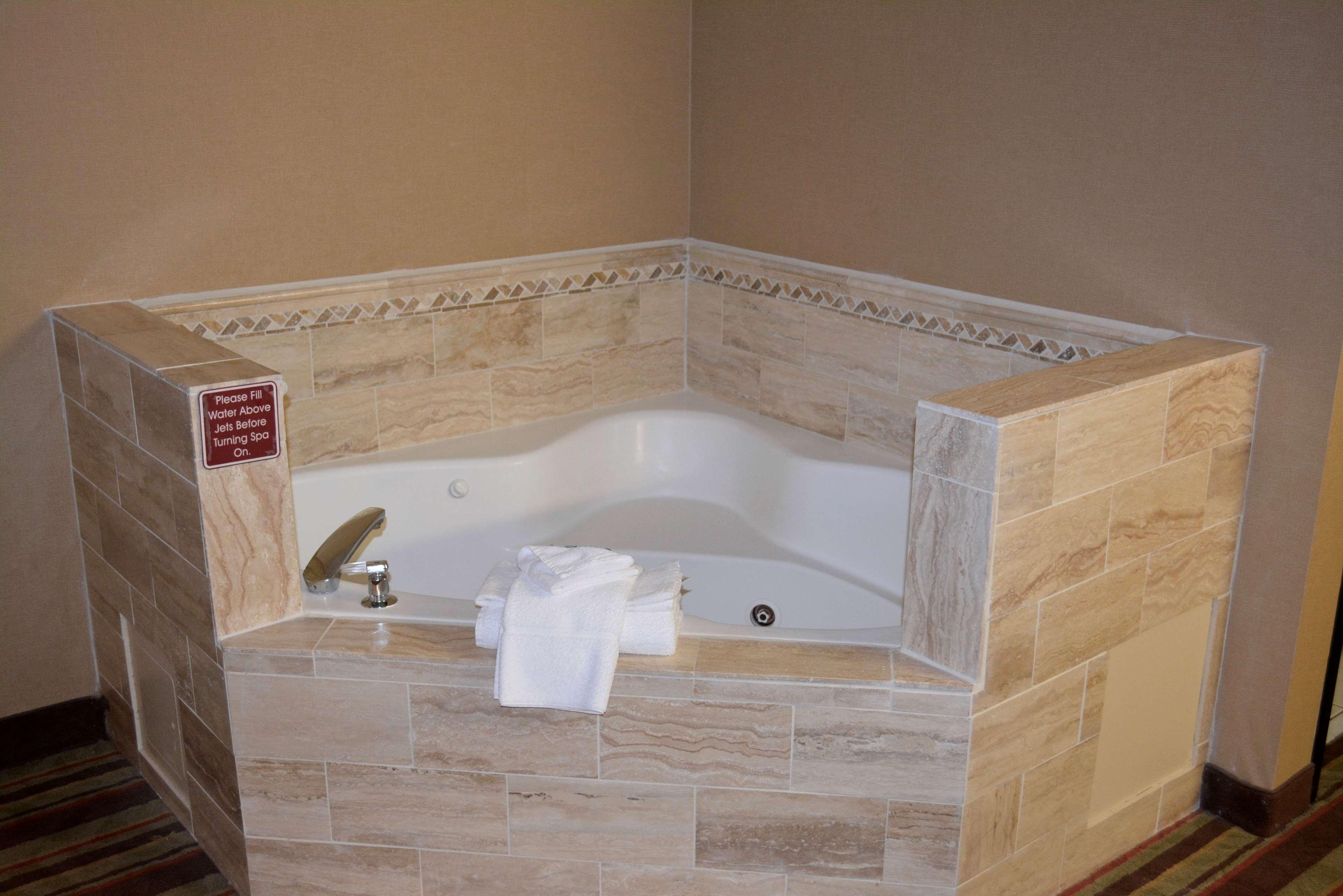 Best Western Wilsonville Inn & Suites Exteriör bild