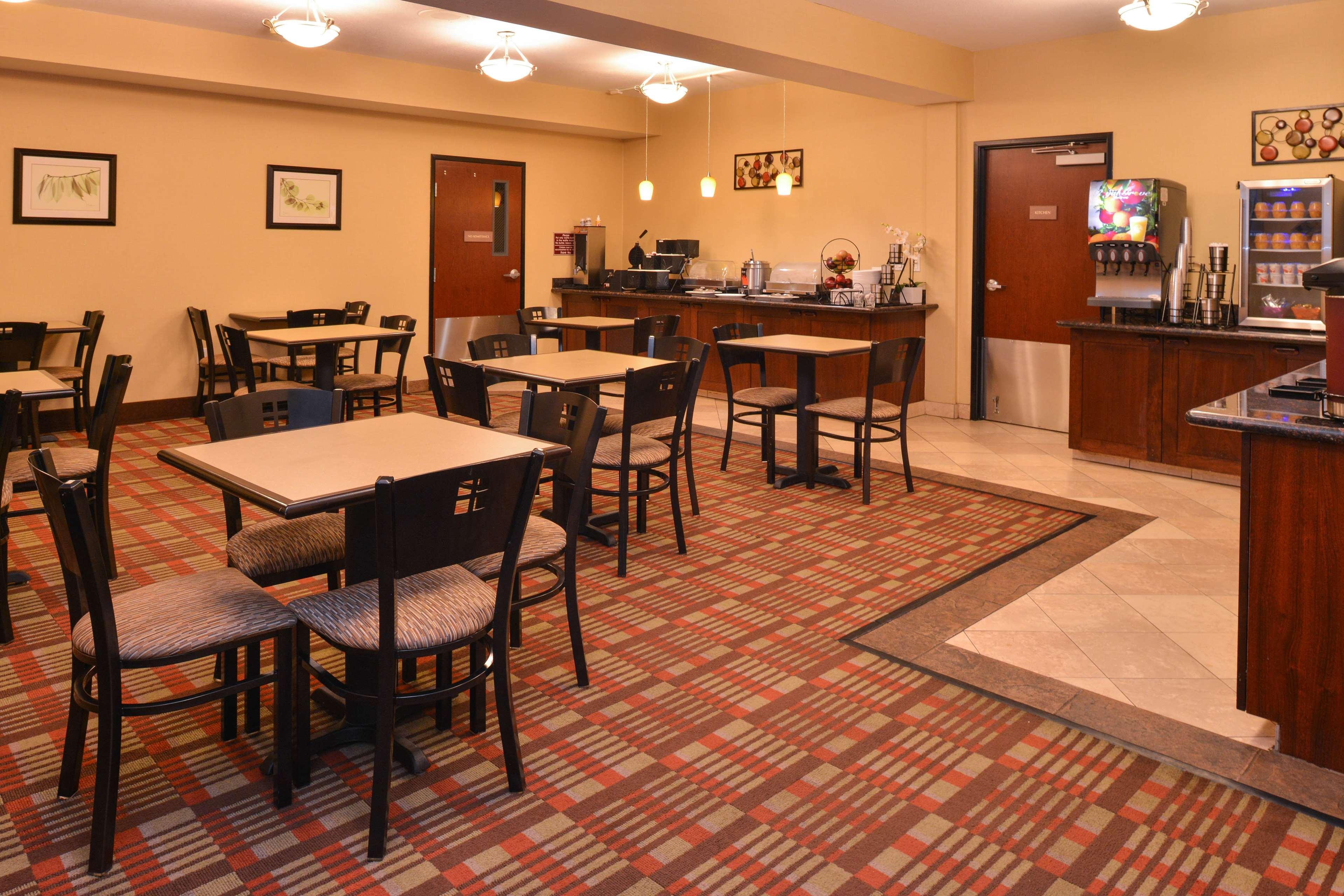 Best Western Wilsonville Inn & Suites Exteriör bild