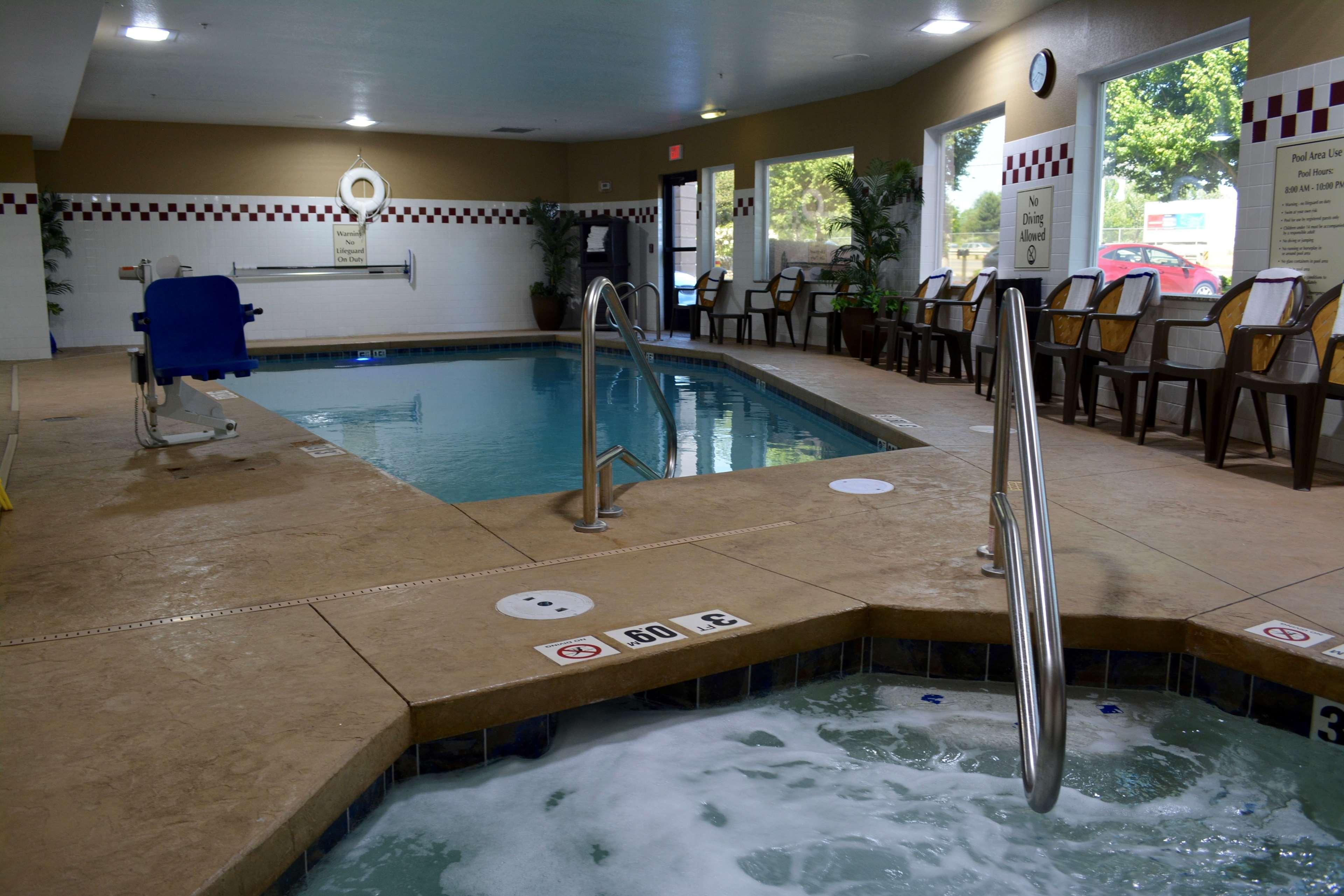 Best Western Wilsonville Inn & Suites Exteriör bild