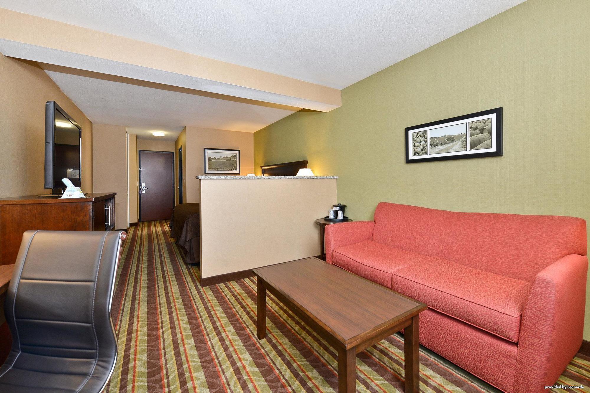 Best Western Wilsonville Inn & Suites Exteriör bild