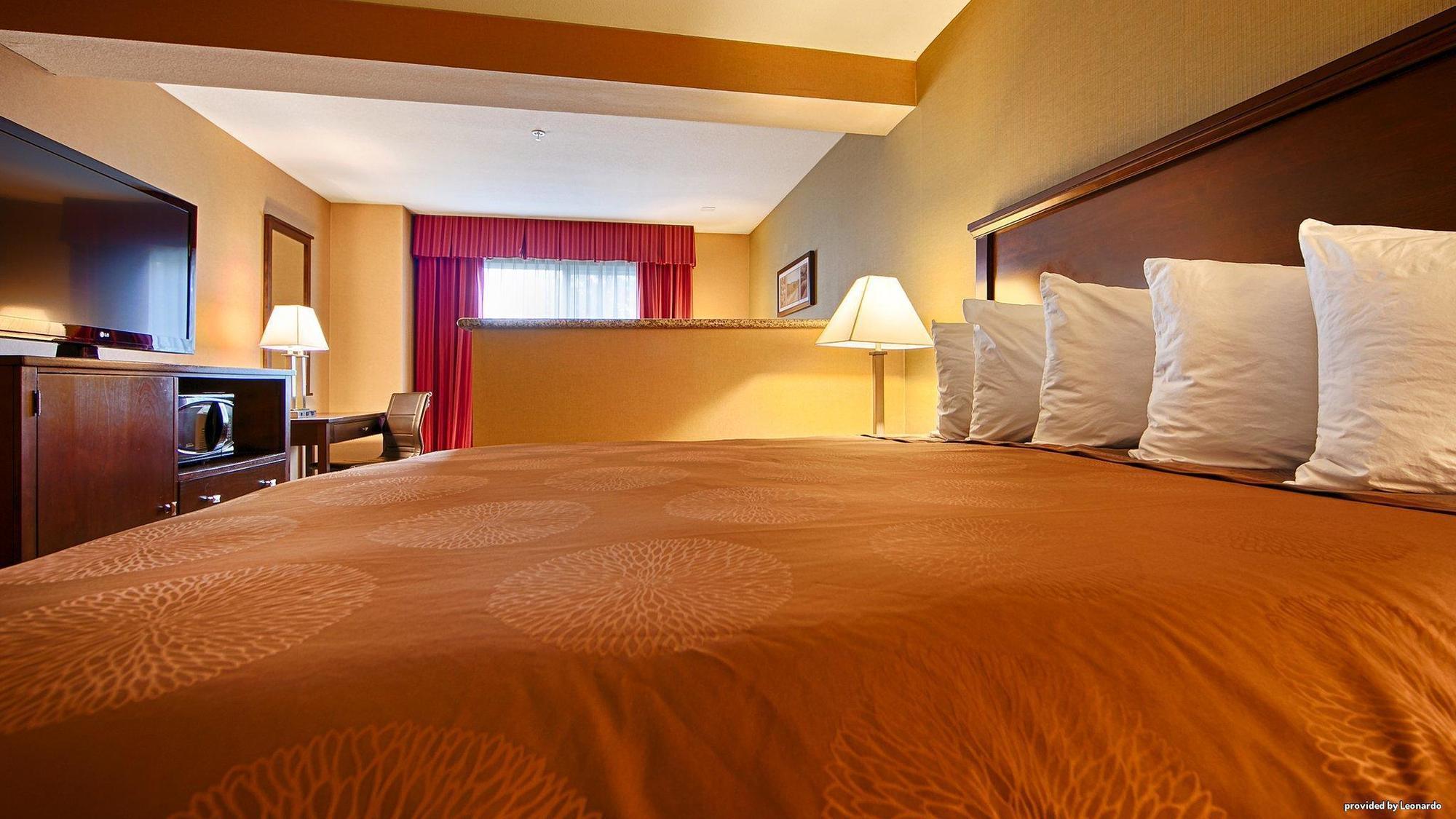 Best Western Wilsonville Inn & Suites Exteriör bild